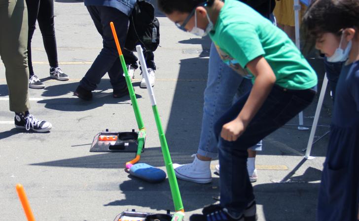 Stomp rocket launch